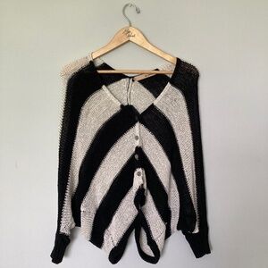So Central (YesStyle Brand) Black and White Button Up Bat Wing Cardigan